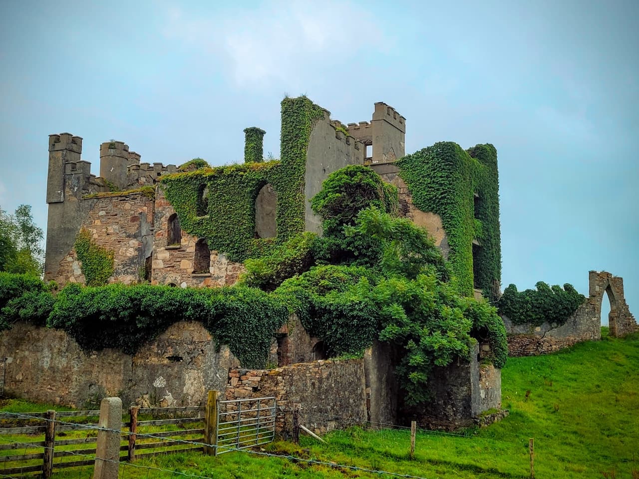 Top 10 des plus beaux lieux abandonnés d'Auvergne