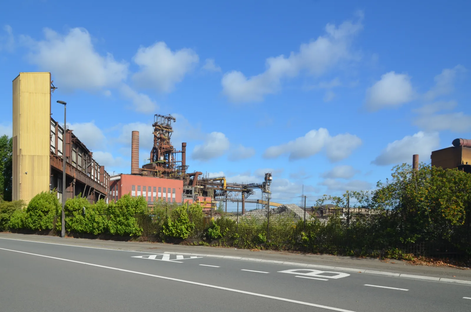 Le haut fourneau 4 abandonné de Carsid à Marcinelle (Charleroi), en Belgique