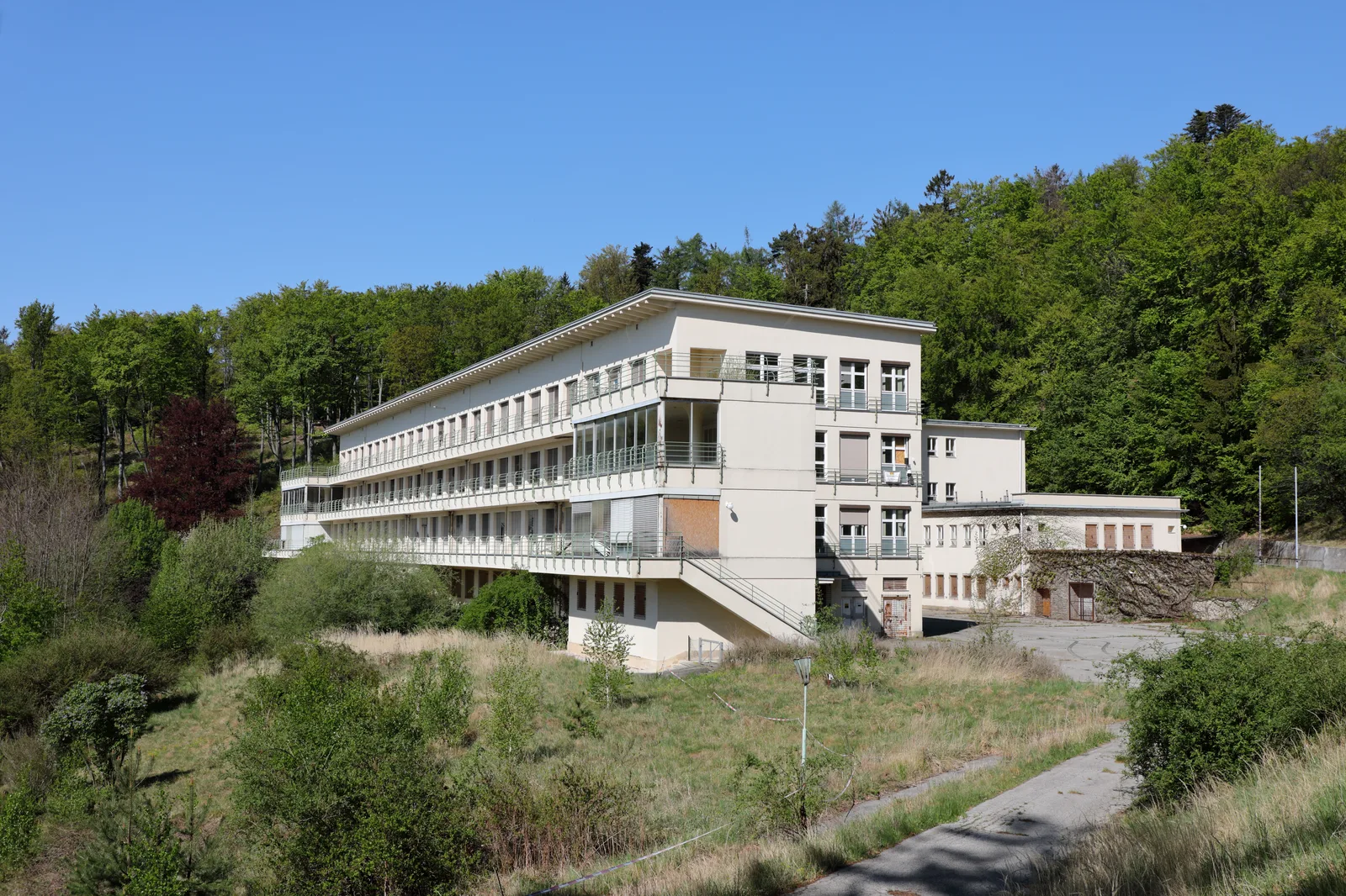Die ehemalige Lungenheilstätte am Hirschenstein bei Rechnitz im Burgenland